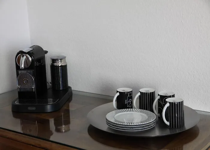 Habitación en casa particular Ruhiges In Nähe Kurfürstendamm Mit Eigener Regendusche